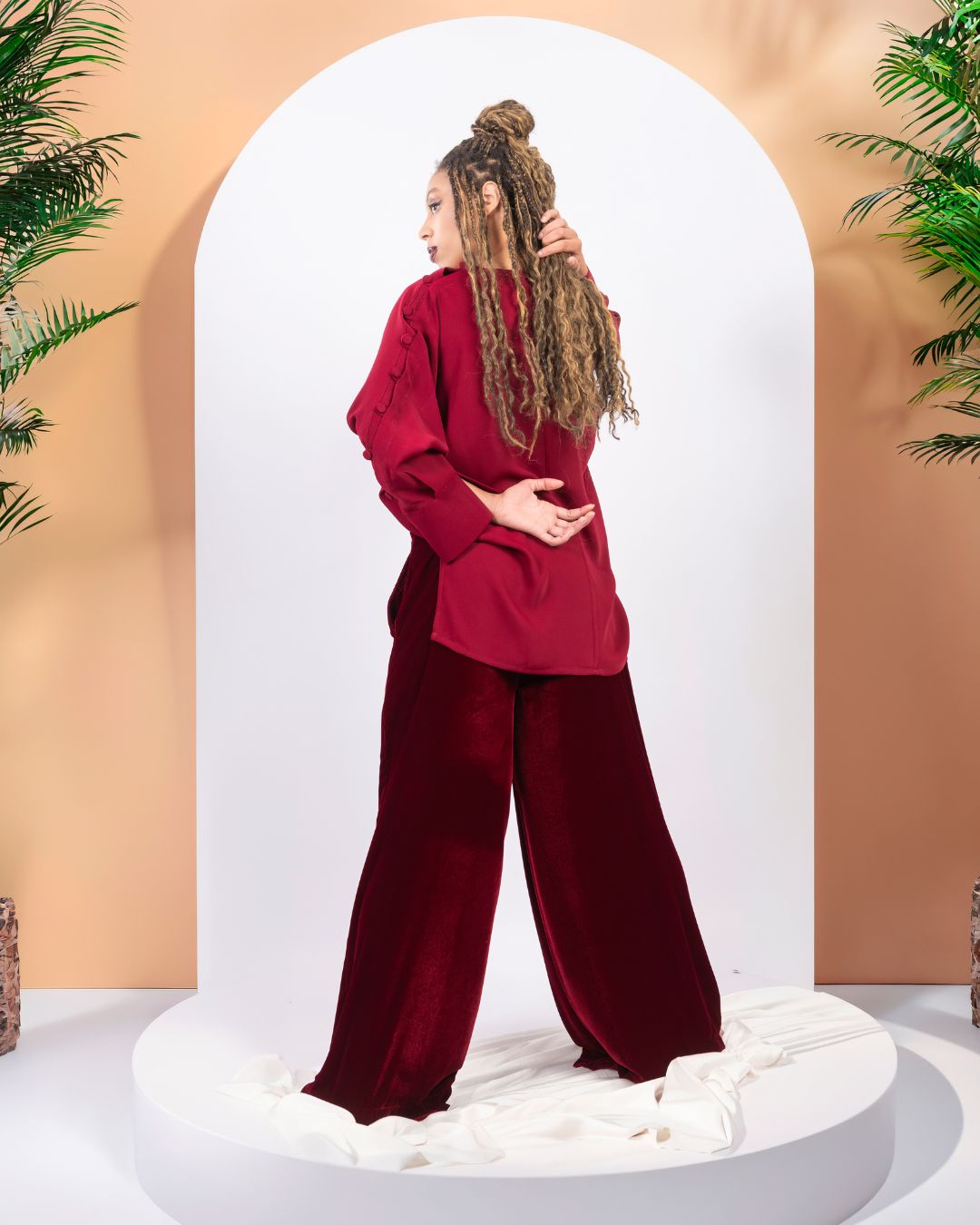 look  Qamara