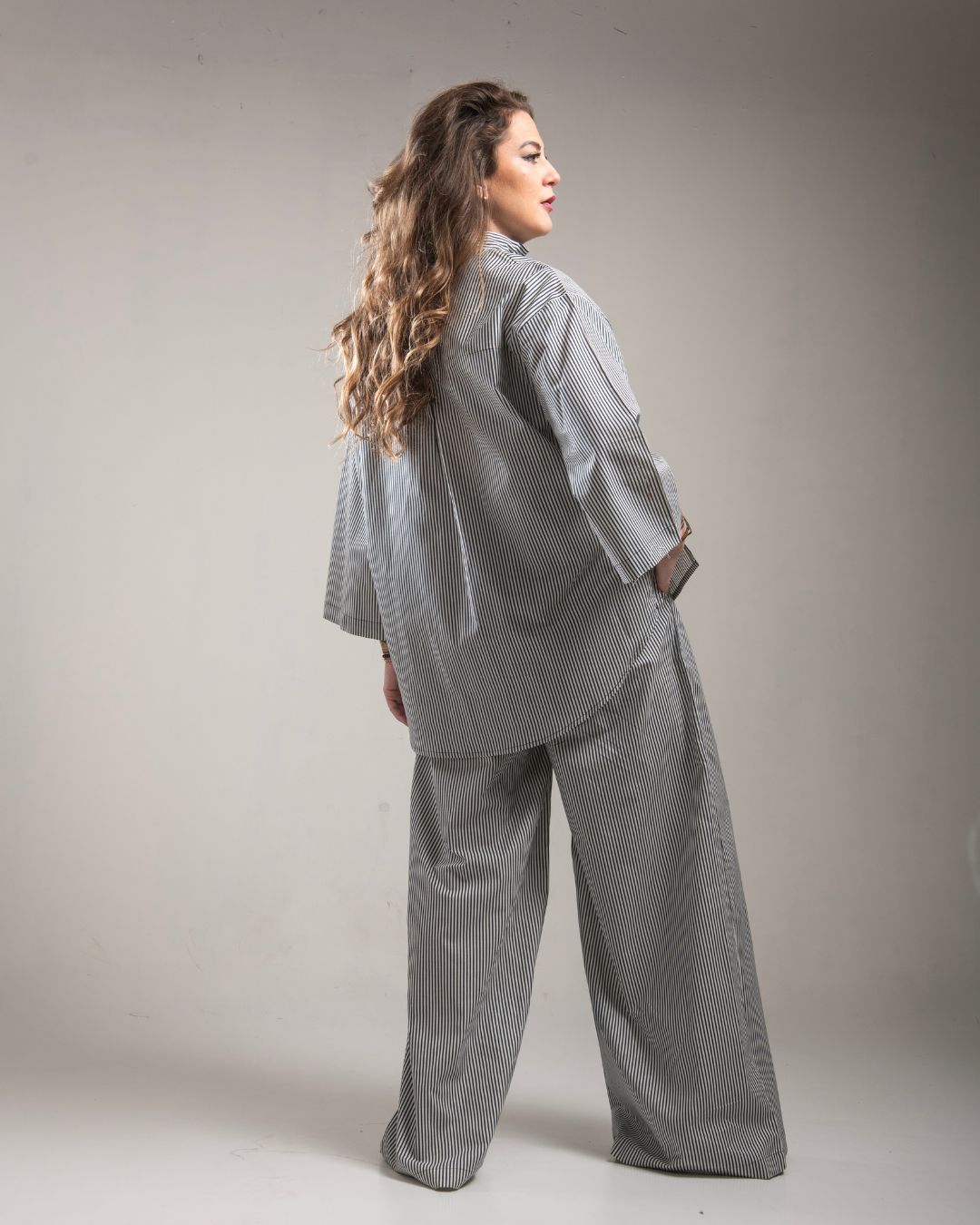 Ensemble rayé pantalon et chemise