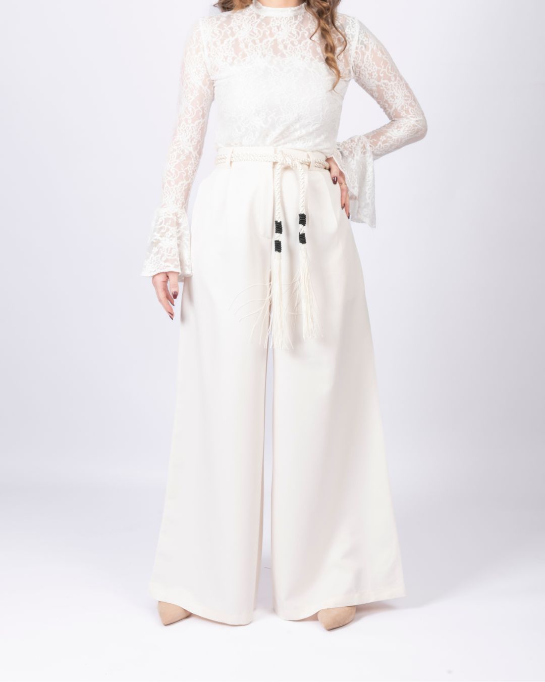 total look 4 pieces: gilet long, pantalon palazzo, pull en dentelle et ceinture