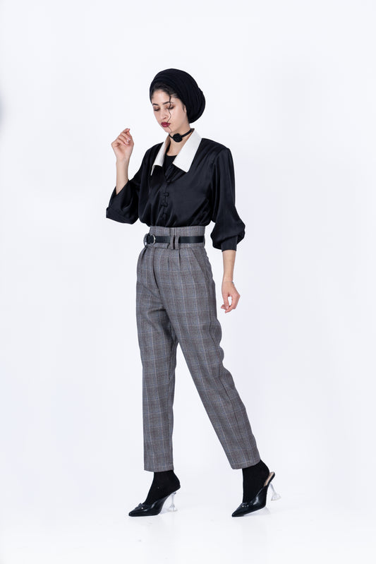 Pantalon laine à carreaux  droit classique